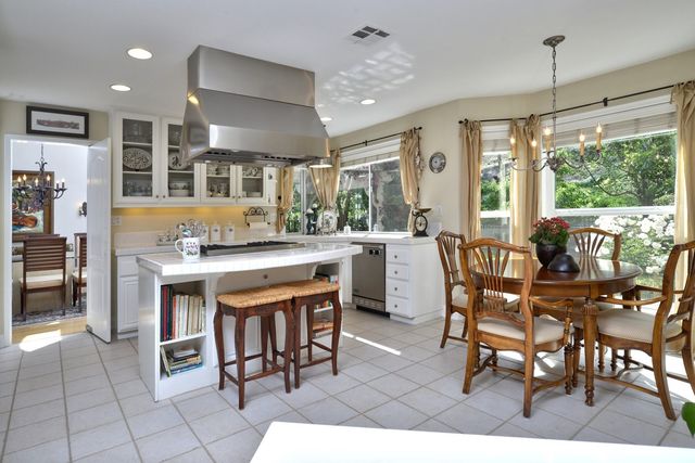 Kitchen with large window and breakfast nook